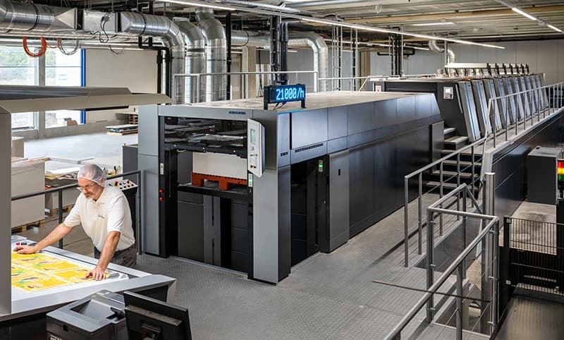 Cardbox Packaging, an international packaging manufacturer headquartered in the Austrian town of Wolfsberg, has commissioned the first Speedmaster XL 106 from HEIDELBERG with a maximum speed of 21,000 sheets per hour, making it the world’s fastest sheetfed offset press.