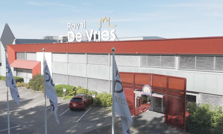 Royal De Vries